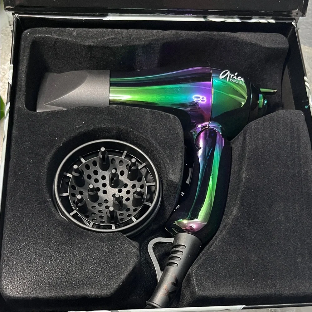 🎉HP🎉NIB Aria Beauty Metallic Elements Mini Blow Dryer
